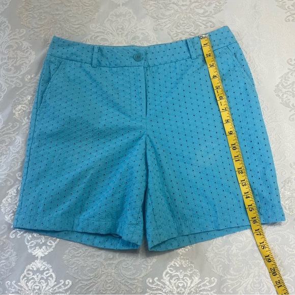 Talbots Blue Floral Eyelet High Rise Lined Shorts Size 8 - Picture 4 of 7